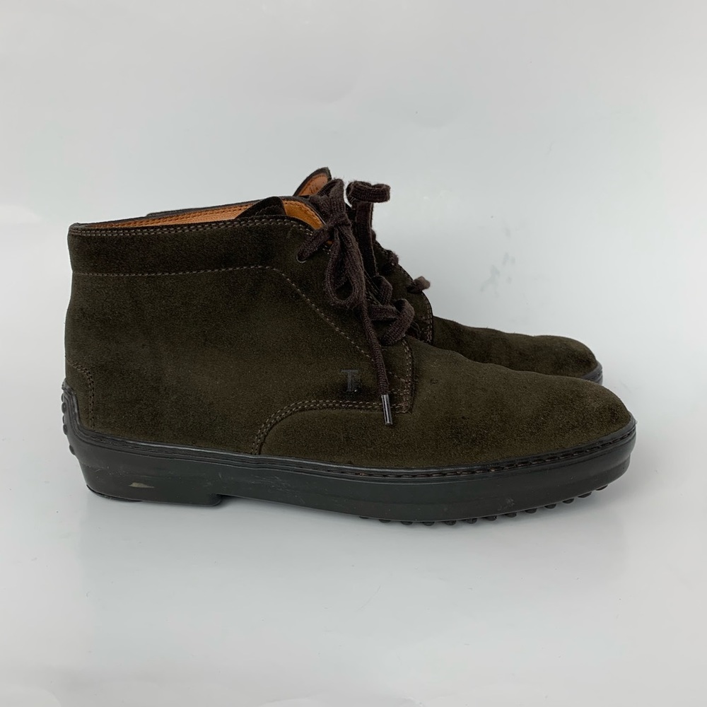 Tod’s brown suede Vibram lace up boots